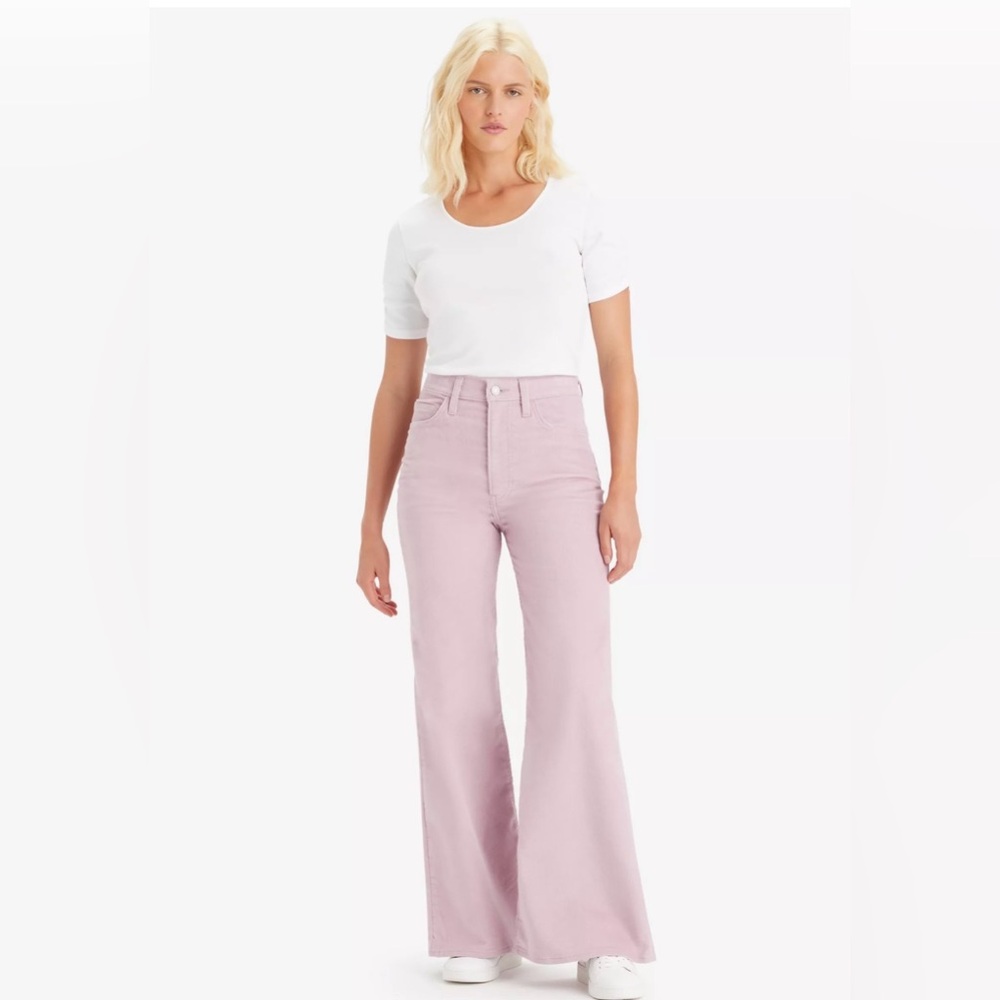 Levi's Ribcage Bell Corduroy Pants